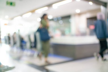 Halk sağlığı geçmişine sahip soyut Blured hastane resepsiyonu