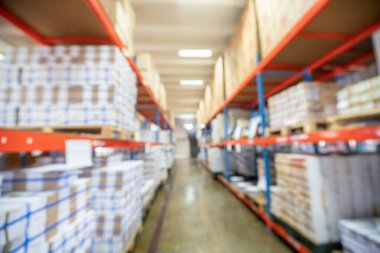 Depo iş sanayi rafta kutu ile arka plan bulanık, Lojistik iş kavramı