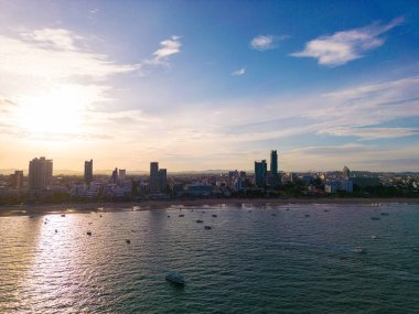 Hava manzaralı sahil Pattaya şehri  