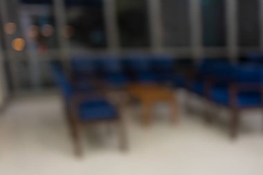 Çağdaş hastanenin iç kısımlarında iç mekan, lüks hastane ve klinik koridorları soyut olarak bulanık.