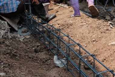 RB metali ev inşaatının zemin kirişini yaptı.