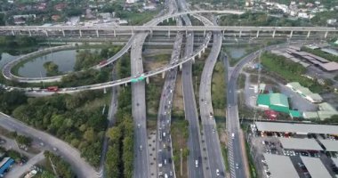 Hava manzaralı trafik kavşağı şehir taşımacılığı endüstrisi