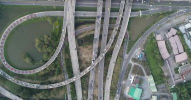 Hava manzaralı trafik kavşağı şehir taşımacılığı endüstrisi