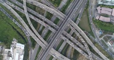 Hava görüntüleme şehir ulaşım kavşağı araba taşımacılığı endüstrisi ile kesişir