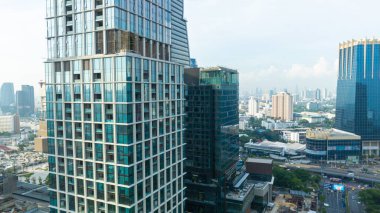 Lumpini yeşil ağaçlı modern şehir binası halka açık park havadan Bangkok Tayland manzaralı