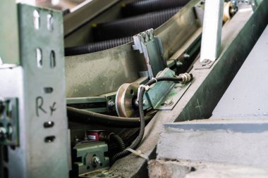 Metro tren istasyonunda Escalaror şantiye, Bakım yürüyen merdiven