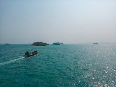 Okyanus taşımacılığı endüstrisinde hava görüntüsü nakliye işi lojistik teknesi