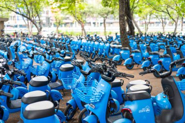 Sıfır numaralı parktaki motosiklet parkında motosiklet parkı emisyon nakliyesi