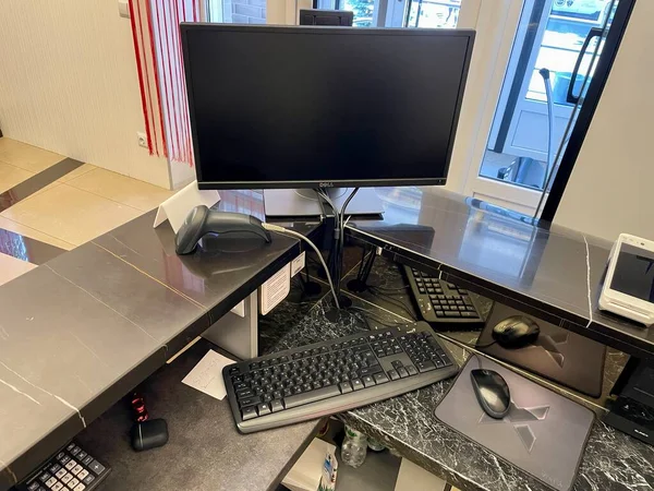 Scrivania Moderna Ufficio Con Computer Laptop — Foto Stock