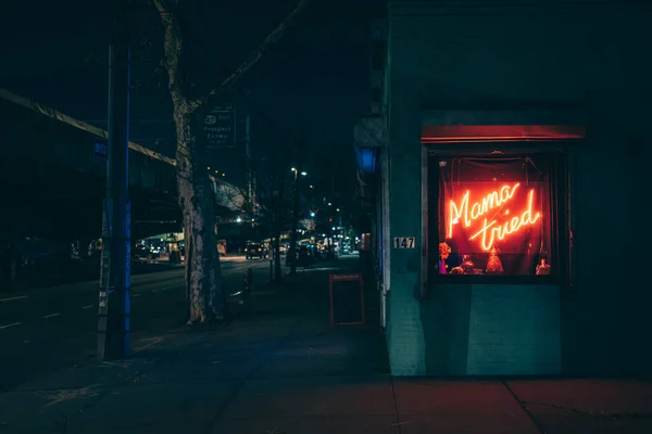 Mama Tried Neon Sign Night Brooklyn New York — Stock Photo, Image