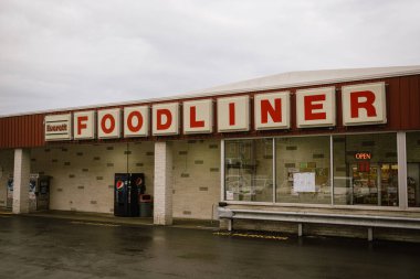 Everett Foodliner vintage sign, Everett, Pennsylvania