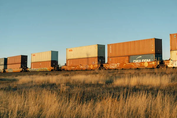 뉴멕시코 열차에 황금시간대의 — 스톡 사진