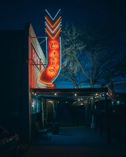 Rays Tavern Vintage Neon Sign Night Green River Utah — Stock fotografie