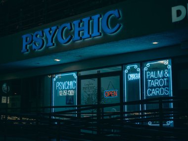 Geceleri psişik işaret, Laughlin, Nevada