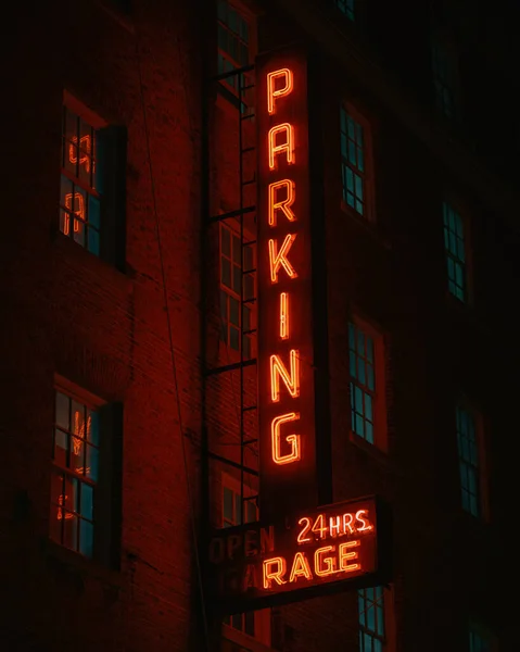 Cartel Neón Estacionamiento Vintage Red Ball Garage Manhattan Nueva York — Foto de Stock