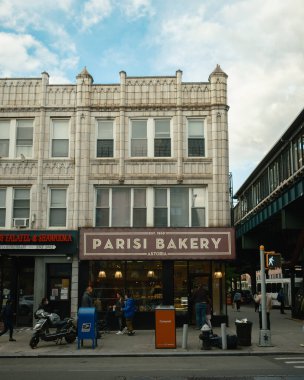 Astoria, Queens, New York 'taki Parisi Fırını