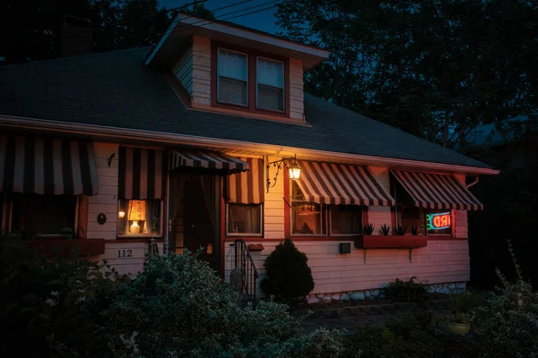 Una Casa Notte Milford Pennsylvania — Foto Stock
