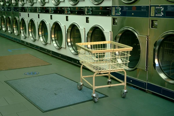 Πλυντήρια Στο Πρόσπεκτ Χάιτς Μπρούκλιν Νέα Υόρκη — Φωτογραφία Αρχείου