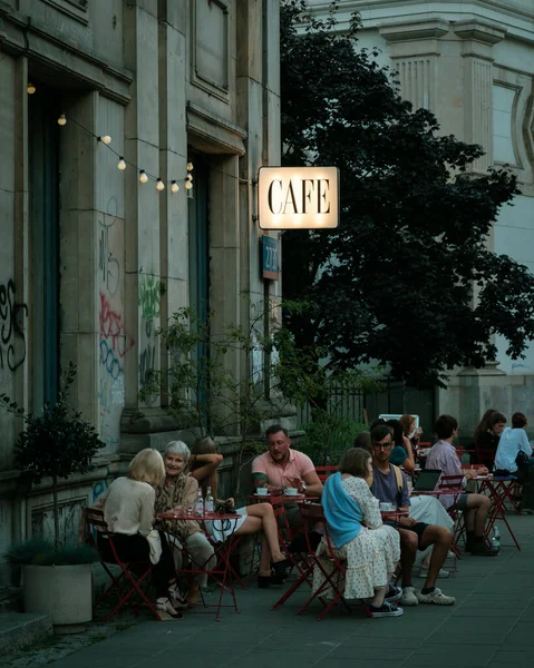 Sinal Café Varsóvia Polonia — Fotografia de Stock