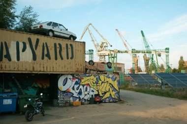 Polonya 'nın Gdansk kentindeki tersanede sahne