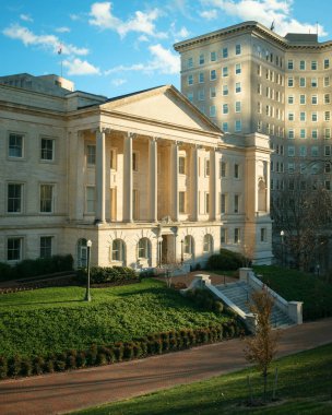 Oliver Hill Binası, Richmond, Virginia