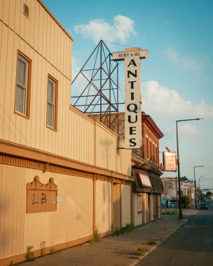 Antika tabelası, Saint Paul, Minnesota.