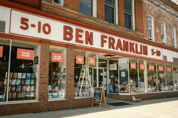 Oberlin, Ohio 'da Ben Franklin vintage tabelası