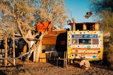 Nokta, levha City, California House