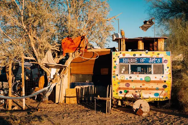 Nokta, levha City, California House