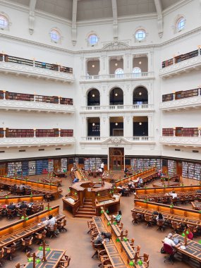 Victoria Devlet Kütüphanesi 'nin içinde. 1854 yılında Melbourne Halk Kütüphanesi olarak kurulmuş olup Avustralya 'nın en eski kütüphanesidir.. 
