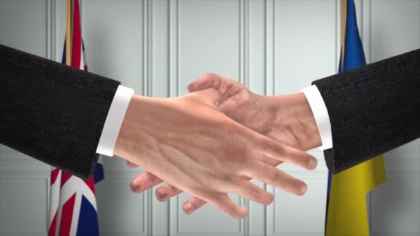 英国和乌克兰的外交协议动画 商人搭档握手 背景上的国旗 — 图库视频影像