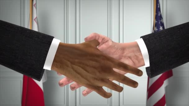 马耳他和美国的伙伴关系商业交易 国家政府旗 官方外交握手图解动画 合约业务员握手 — 图库视频影像