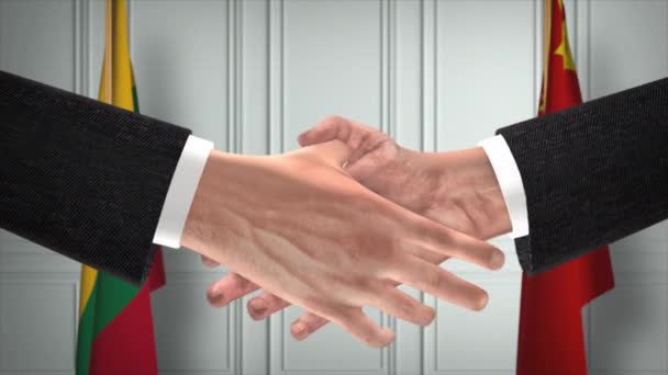 Litauens Och Kinas Tjänstemäns Affärsmöte Diplomati Deal Animation Partners Handslag — Stockvideo