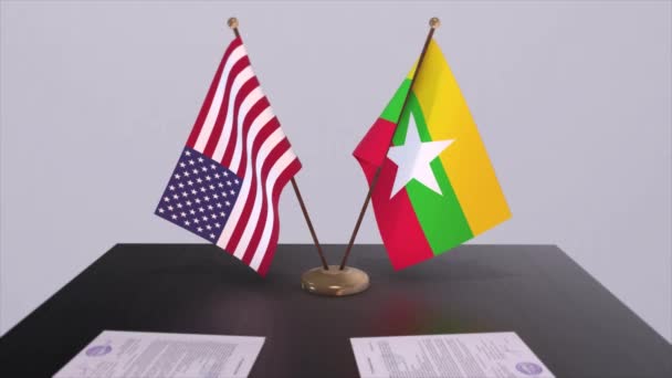 缅甸和美国在谈判桌上 达成了一项外交协议 商业和政治动画 外交交易 桌上的纸质文件 国际协定 — 图库视频影像