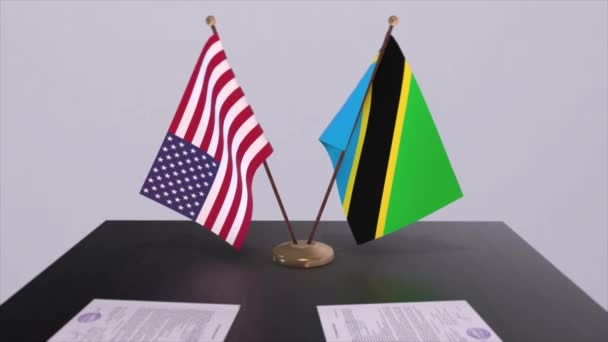 坦桑尼亚和美国在谈判桌上 达成了一项外交协议 商业和政治动画 外交交易 桌上的纸质文件 国际协定 — 图库视频影像