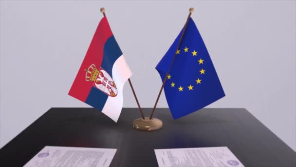 Serbien Und Die Flagge Auf Dem Tisch Politik Deal Oder — Stockvideo