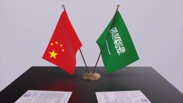 沙特阿拉伯和中国的国旗 政治概念 国家间的伙伴交易 各国政府的伙伴关系协定 — 图库视频影像