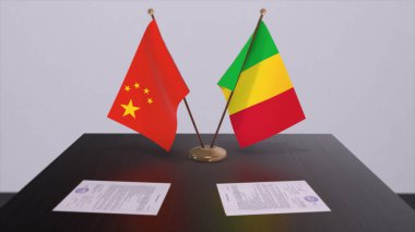 Mali ve Çin bayrağı. Siyaset konsepti, ülkeler arasında ortaklık anlaşması. Hükümetlerin ortaklık anlaşması 3 boyutlu illüstrasyon.