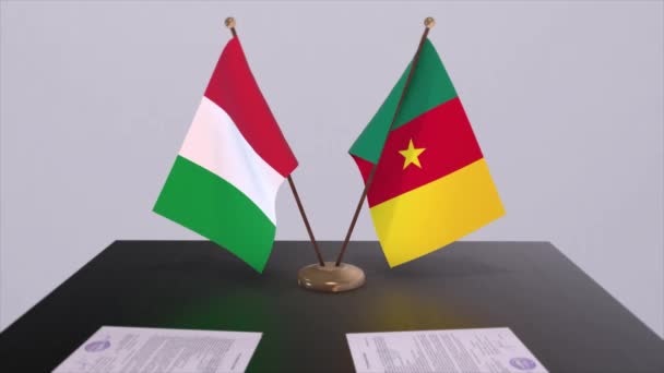 喀麦隆和意大利的国旗动画 政治和商业交易或协议 — 图库视频影像