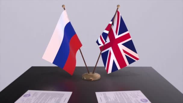 Nationalflagge Großbritanniens Und Russlands Geschäftstreffen Oder Diplomatie Abkommen Einigkeit Der — Stockvideo