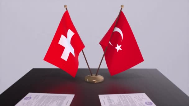 Die Fahnen Der Schweiz Und Der Türkei Beim Politischen Treffen — Stockvideo