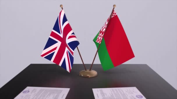 Weißrussland Und Die Britische Flagge Politisches Konzept Partnergeschäft Zwischen Den — Stockvideo
