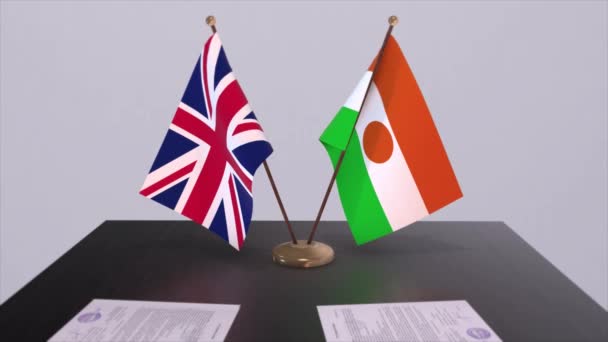 Niger Und Britische Flagge Politisches Konzept Partnergeschäft Zwischen Den Ländern — Stockvideo