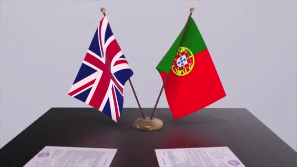 Portugália Egyesült Királyság Lobogója Politikai Koncepció Partneri Egyezség Két Ország — Stock videók