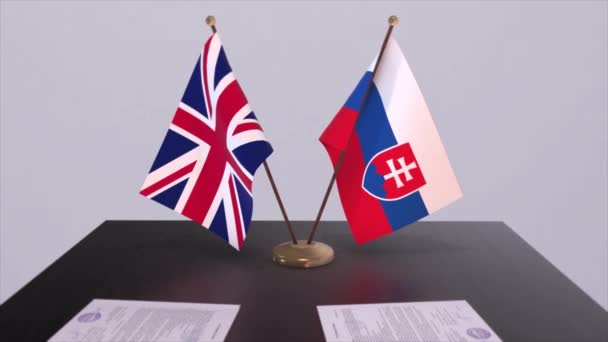 Flagge Der Slowakei Und Großbritanniens Politisches Konzept Partnergeschäft Zwischen Den — Stockvideo