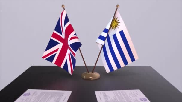 Σημαία Ουρουγουάης Και Ηνωμένου Βασιλείου Πολιτική Έννοια Εταίρος Συμφωνία Μεταξύ — Αρχείο Βίντεο