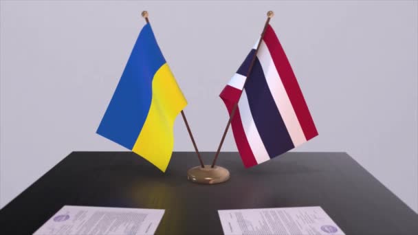 Fahnen Thailands Und Der Ukraine Bei Treffen Der Politiker — Stockvideo