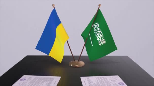 沙特阿拉伯和乌克兰在政治会议上的旗帜 — 图库视频影像