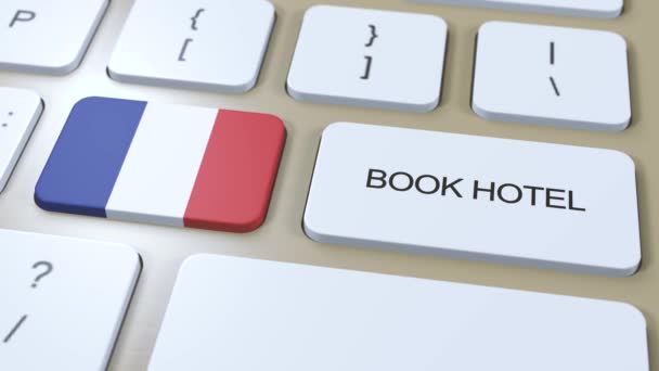 Boka Hotell Frankrike Med Hemsida Online Knapp Datorns Tangentbord Resekoncept — Stockvideo
