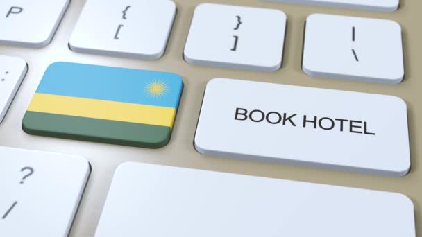 オンラインでルワンダのホテルを予約します コンピューターのキーボードのボタン 旅行のコンセプト3Dアニメーション ホテルのテキストとルワンダ国旗を予約する — ストック動画